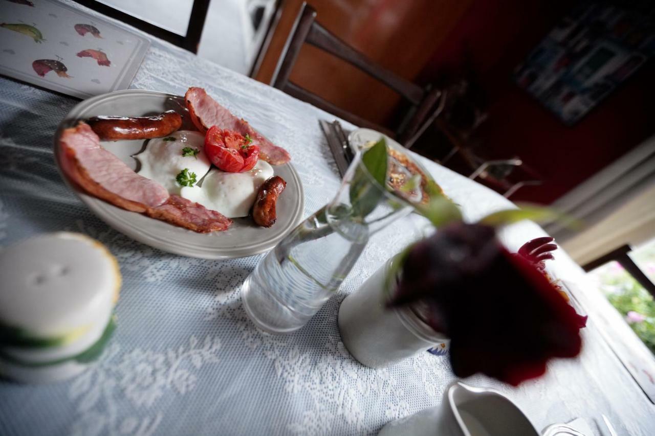 Abbey View Bed & Breakfast Голуэй Экстерьер фото